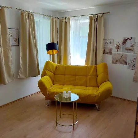 Gemuetliche Mit Kueche Und Netflix 아파트 *